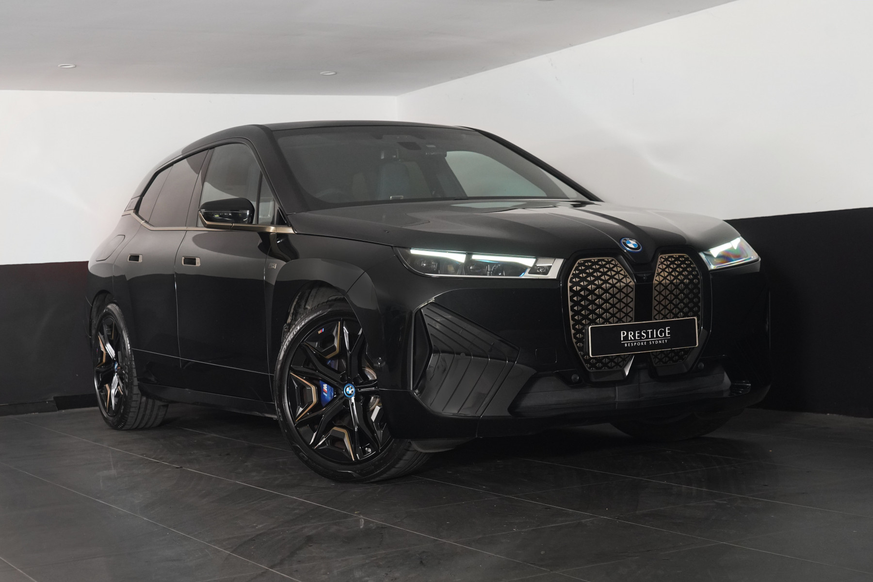 2022 BMW Ix M60 SUV Image 15