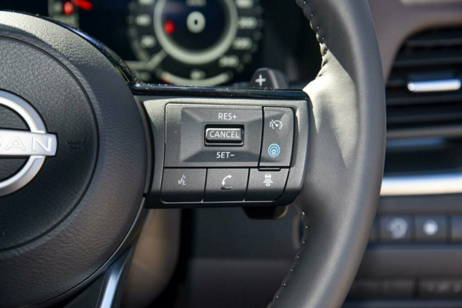 2024 MY25 Nissan QASHQAI J12 Ti SUV Image 17