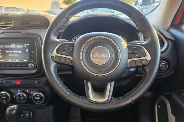 2016 Jeep Renegade BU Limited SUV Image 18