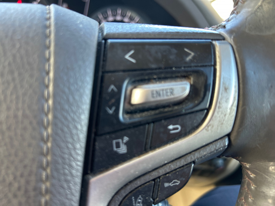 2016 Toyota LandCruiser VDJ200R Sahara SUV Image 41