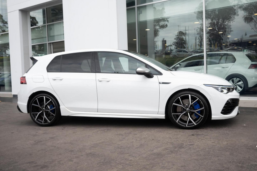 2023 Volkswagen Golf 8 R Hatch Image 3