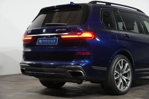 2020 BMW X7 M50i SUV image 8