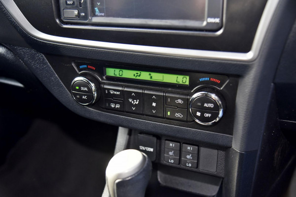 2013 Toyota Corolla ZRE182R Levin ZR Hatch Image 8