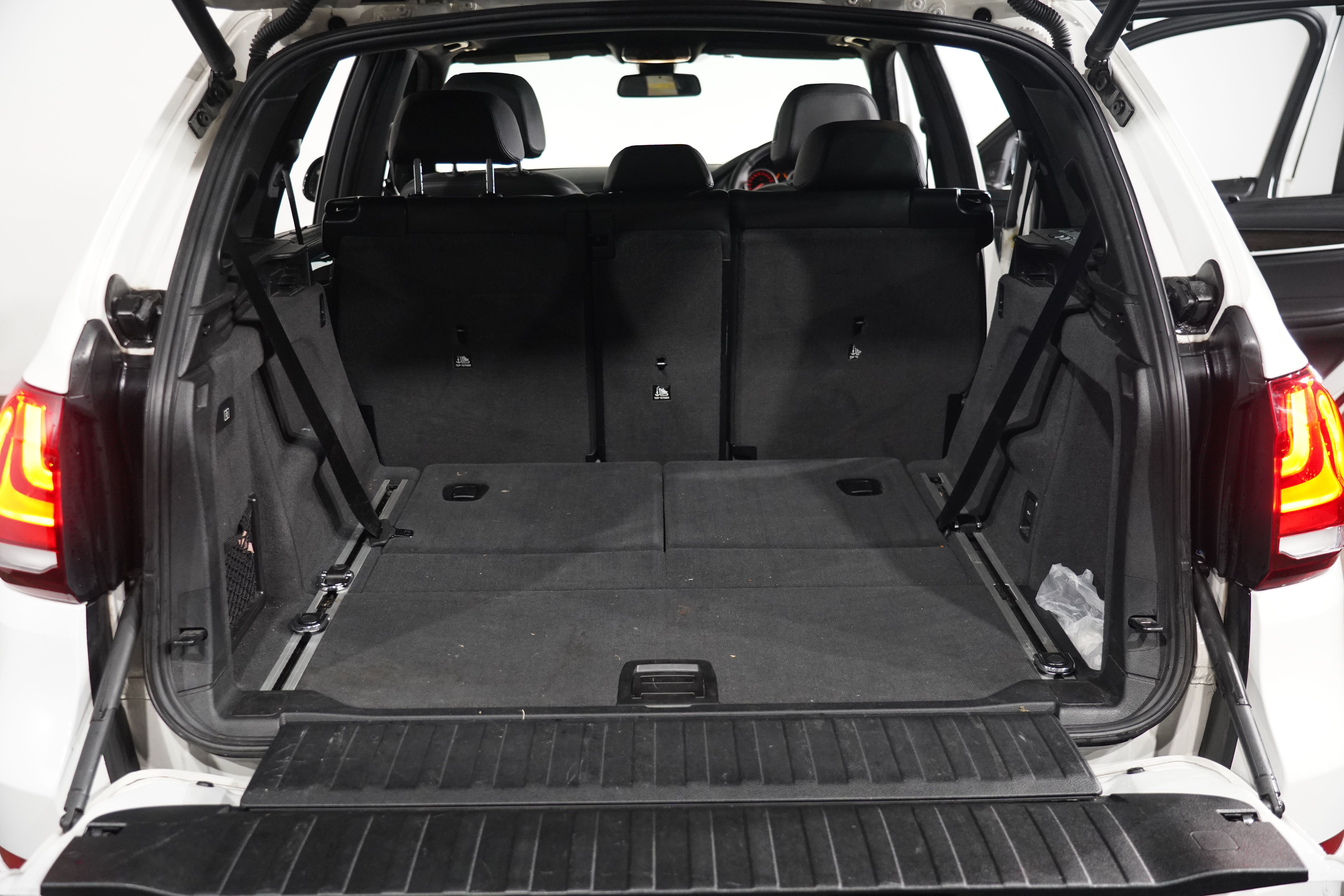 2015 BMW X5 Xdrive 40d SUV Image 30