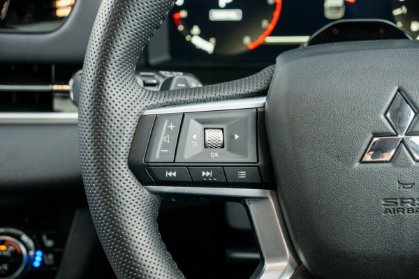 2025 Mitsubishi Outlander ZM Exceed SUV Image 12
