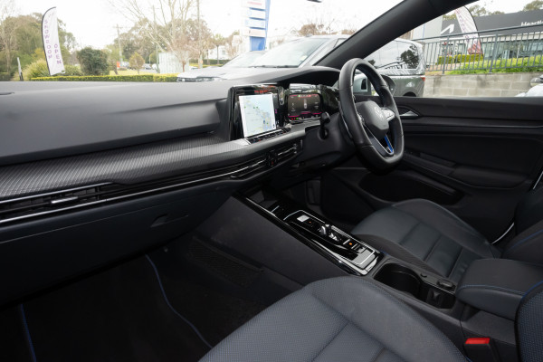 2023 Volkswagen Golf 8 R Hatch Image 8