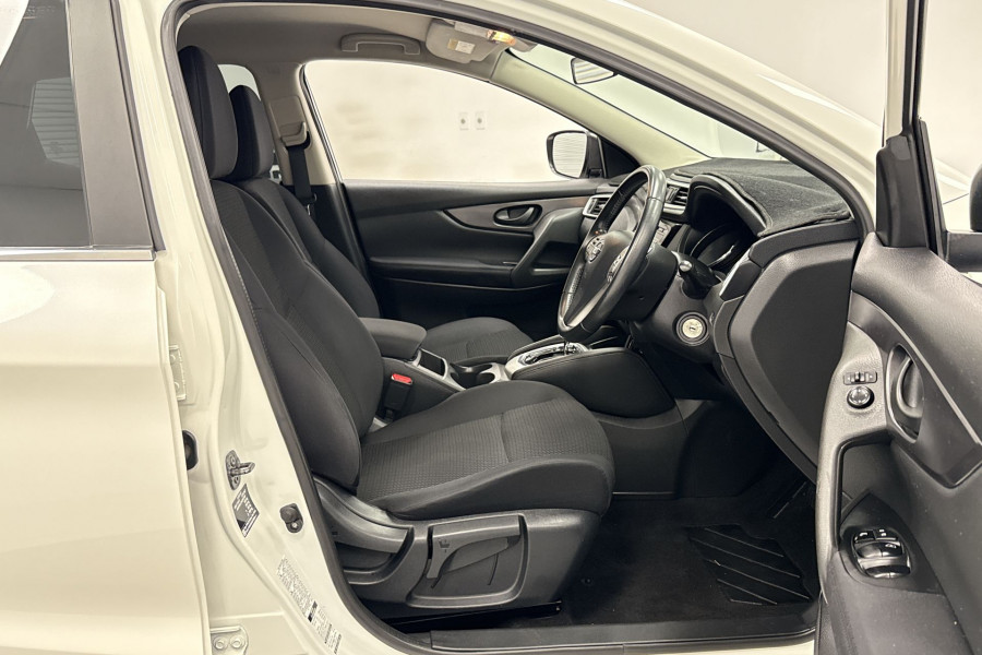 2017 Nissan QASHQAI J11 ST SUV Image 19