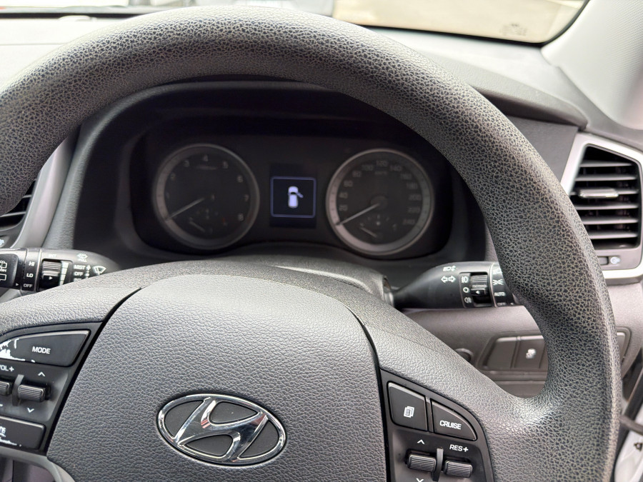 2018 Hyundai Tucson D3W52GA1FDD998 Active SUV Image 7