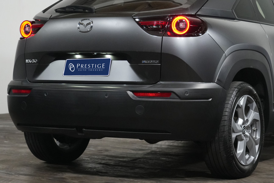2023 Mazda MX-30 G20e Evolve SUV