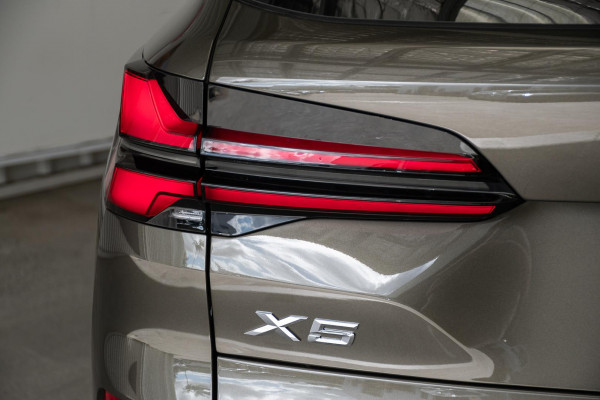 2026 BMW X5 G05 LCI xDrive30d M Sport SUV image 24