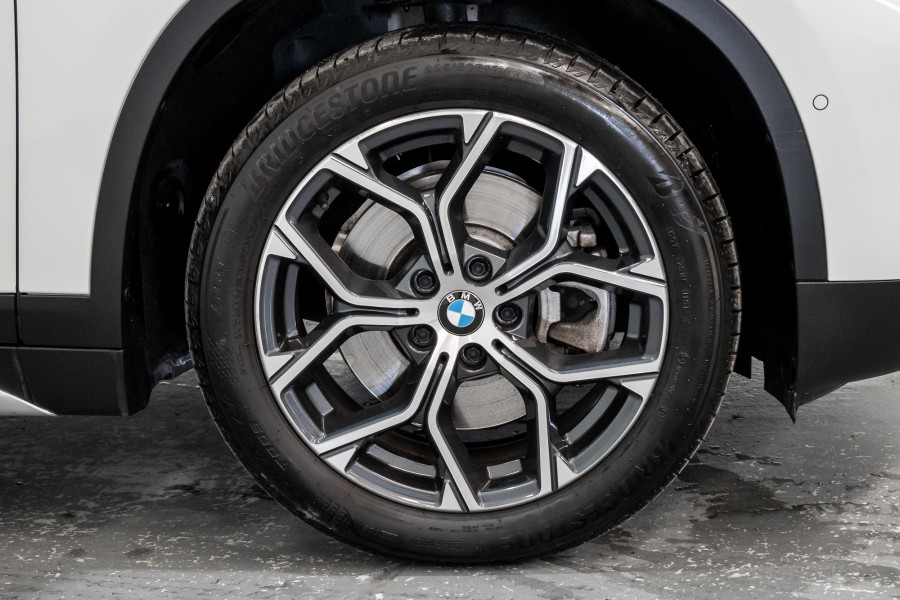 2020 BMW X1 sDrive20i SUV Image 5
