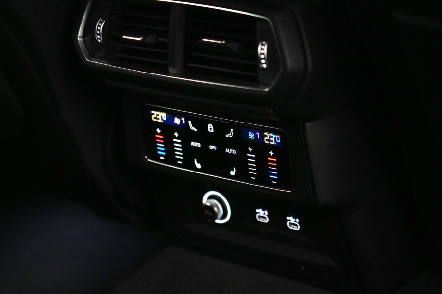 2022 Lamborghini Urus SUV Image 41