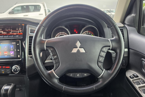 2015 MY16 Mitsubishi Pajero NX GLS SUV Image 18