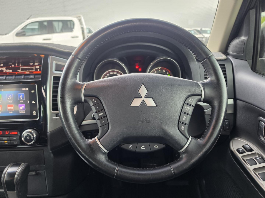 2015 MY16 Mitsubishi Pajero NX GLS SUV Image 18