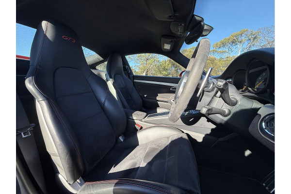 2015 Porsche 911 991 GT3 Coupe Image 17