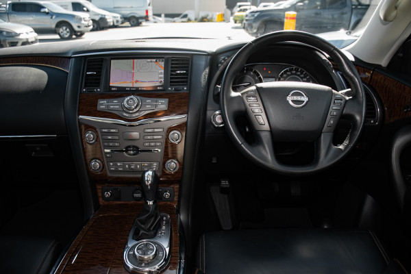 2023 Nissan Patrol Y62 Ti-L SUV Image 7