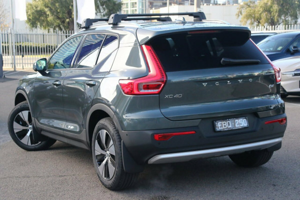2025 MY26 Volvo XC40 XZ Plus B4 SUV Image 3