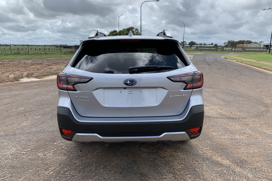 2024 Subaru Outback 6GEN AWD Touring SUV Image 6