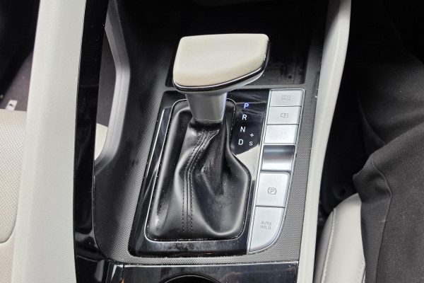 2021 Hyundai i30 CN7.V1 Elite Sedan Image 15