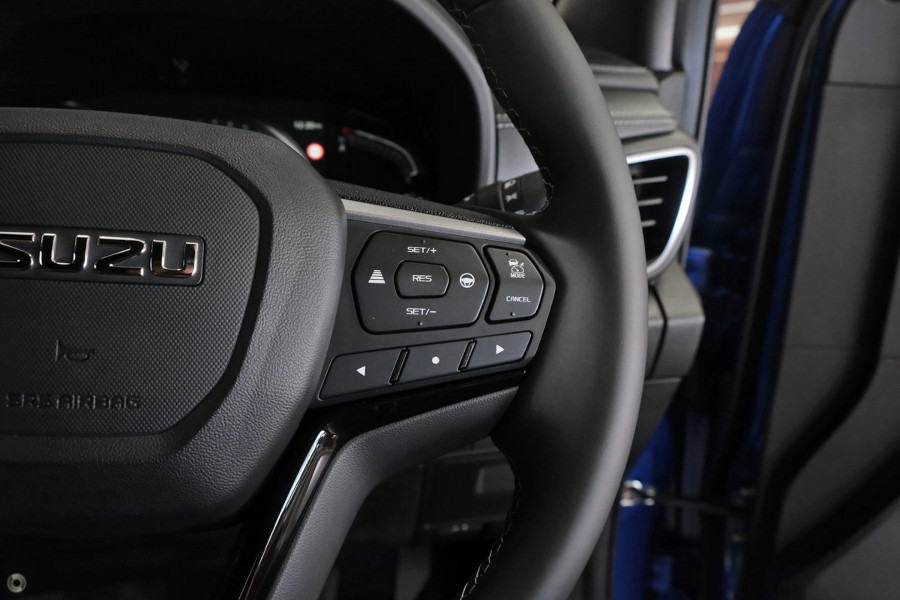 2025 Isuzu MU-X RJ LS-T SUV Image 20