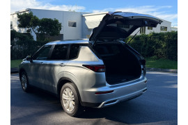 2022 MY24 Mitsubishi Outlander ZM LS SUV
