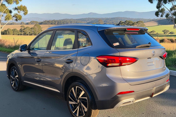 2025 MY25.5 MG ZS ZS32 Essence Hybrid+ SUV Image 5