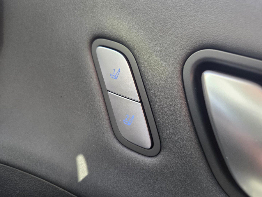 2026 Hyundai KONA SX2.V2  Electric Premium SUV Image 25