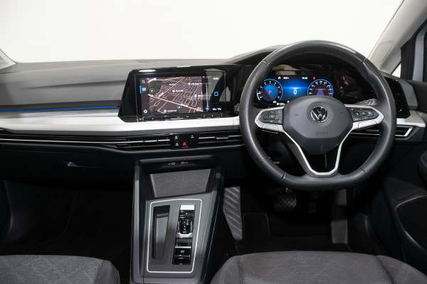2022 Volkswagen Golf 8 110TSI Life Hatch Image 19
