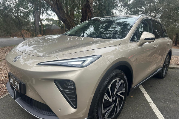 2026 MG MGS6 EV IS3E Essence SUV Image 3