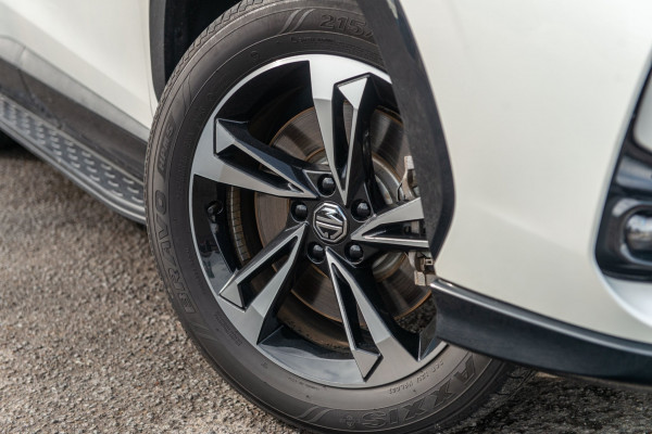 2026 MG HS Super Hybrid Excite SUV Image 5