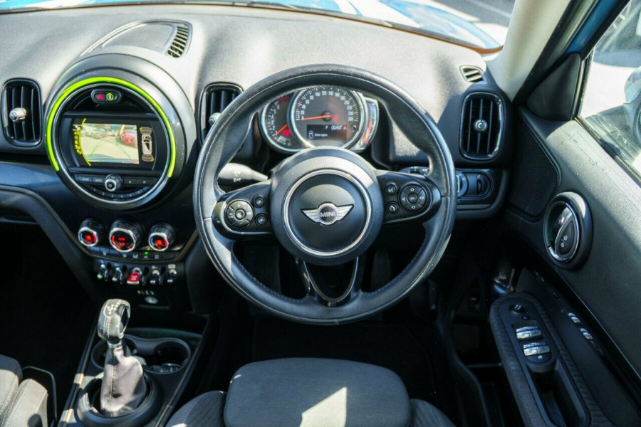 2017 MINI Countryman F60 Cooper Steptronic Wagon Image 11