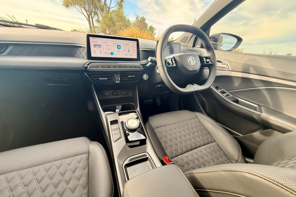 2026 MG MG3 Essence Hybrid+ Hatch Image 15
