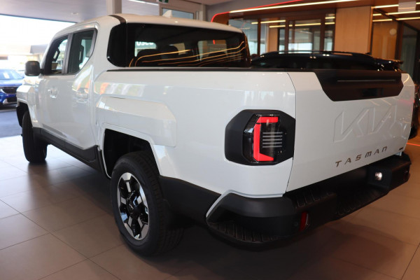 2025 MY26 Kia Tasman TK SX+ Ute Image 6