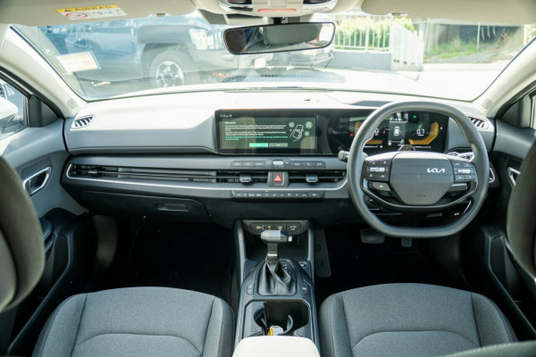 2026 Kia K4 CL4m S Hatch Image 16