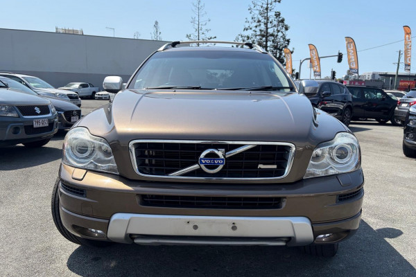 2012 Volvo XC90 L Series R-Design SUV Image 3