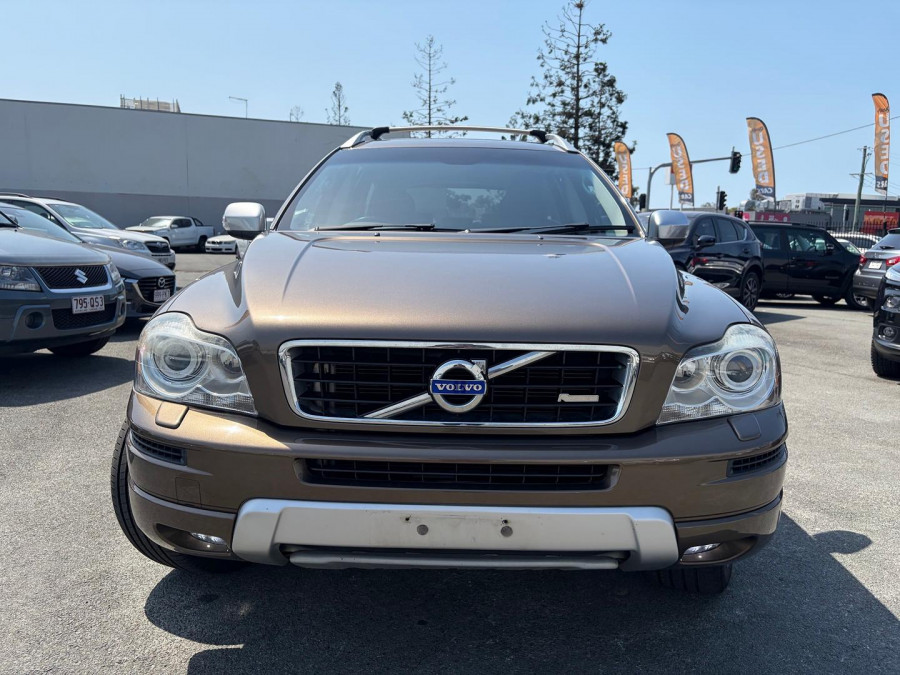 2012 Volvo XC90 L Series R-Design SUV Image 3