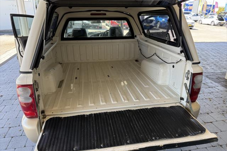 2007 Proton Jumbuck GLSi Cab Chassis Image 11