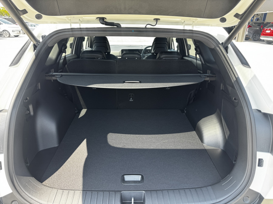 2026 Kia Sportage NQ5 PE GT-Line SUV Image 9