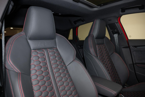 2026 Audi RS 3 GY  Hatch image 9
