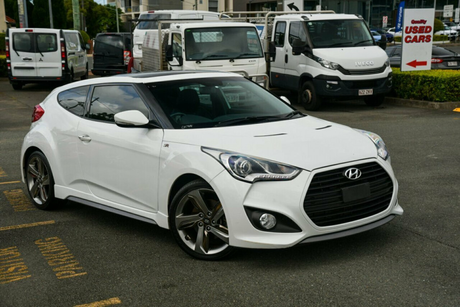 2014 hyundai veloster sr turbo