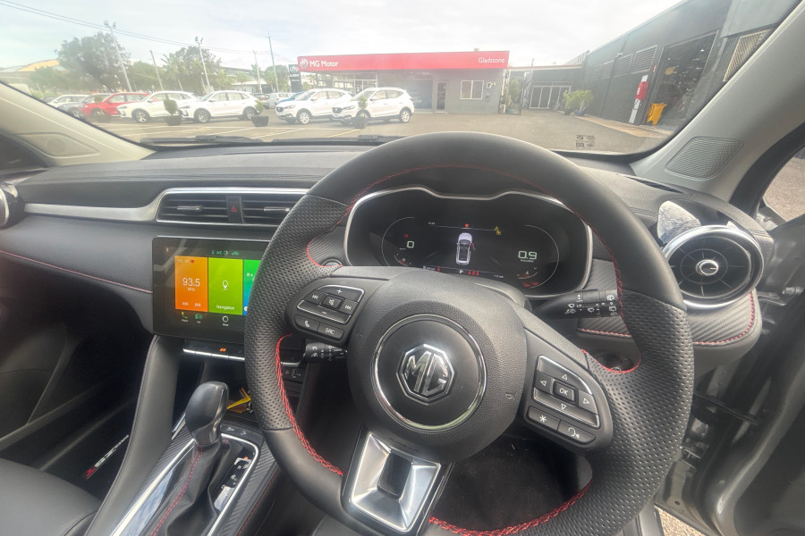 2024 MG ZST S13 Essence SUV Image 8