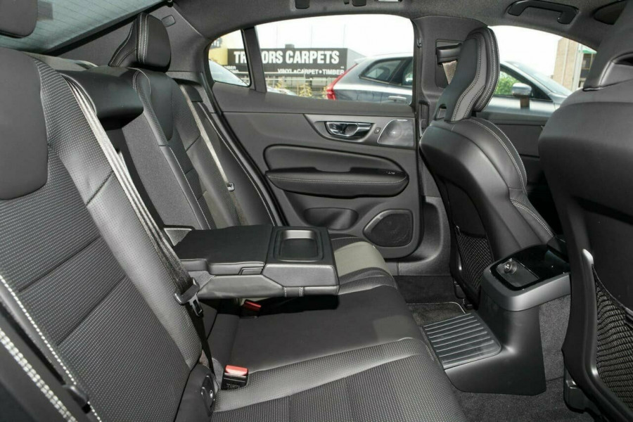 2019 MY20 Volvo S60 Z Series T8 R-Design Sedan Image 9