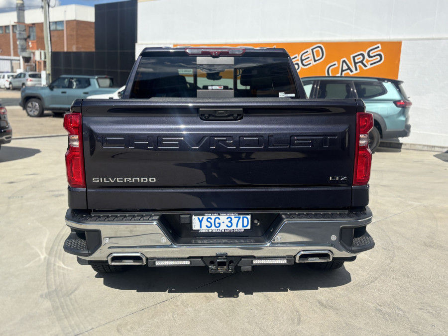 2025 Chevrolet Silverado T1 1500 LTZ Premium W/Tech Pack Ute Image 2