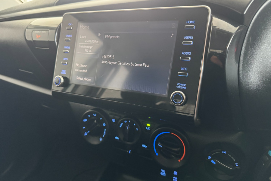 2021 Toyota HiLux GUN126R SR5 Double Cab Chassis Image 17