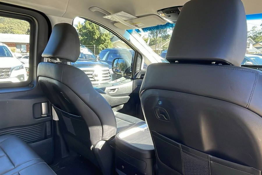 2021 Hyundai Staria US4.V1 Elite SUV Image 21