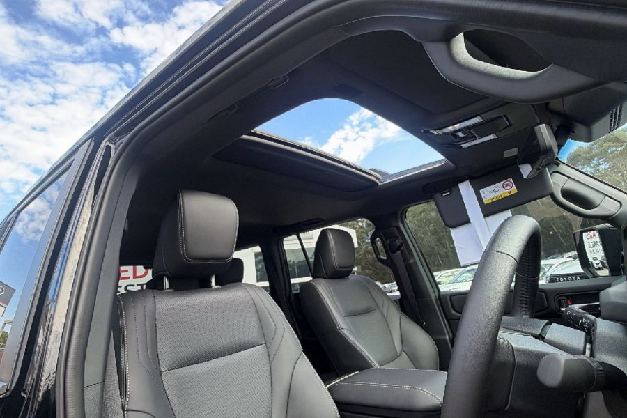 2026 Toyota LandCruiser Prado GDJ251R Altitude SUV Image 32