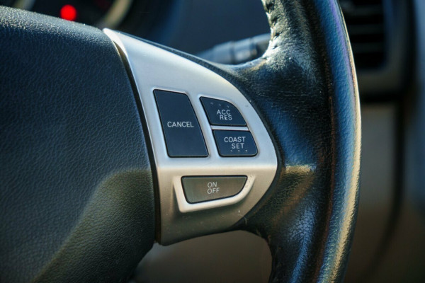 2013 MY14 Mitsubishi Triton MN GLX Ute Image 11