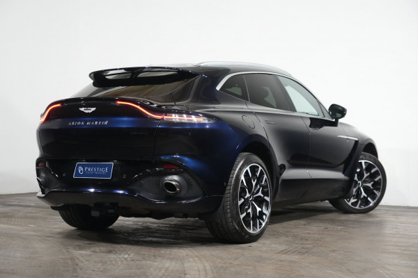 2021 Aston Martin DBX SUV Image 7