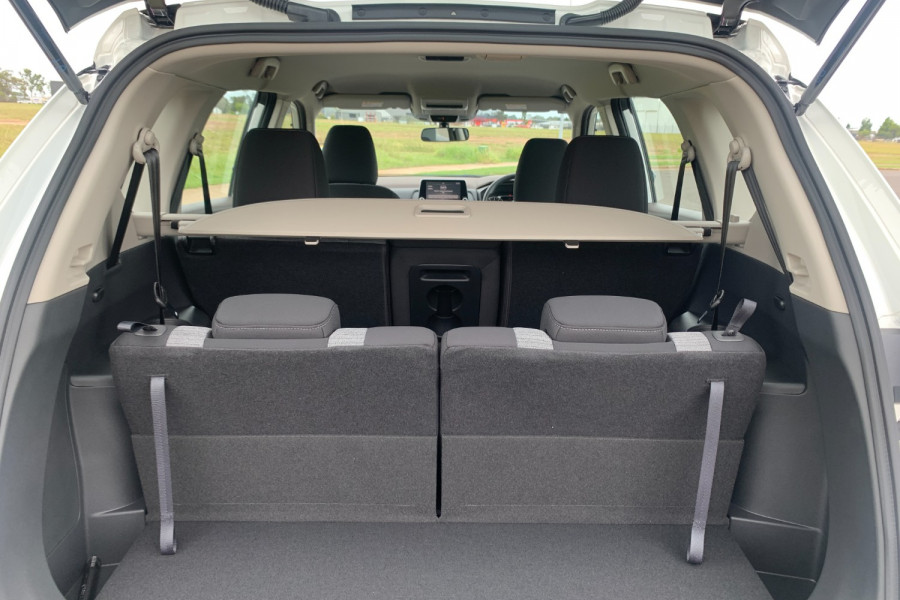 2024 MY25 Nissan X-Trail T33 ST SUV Image 11