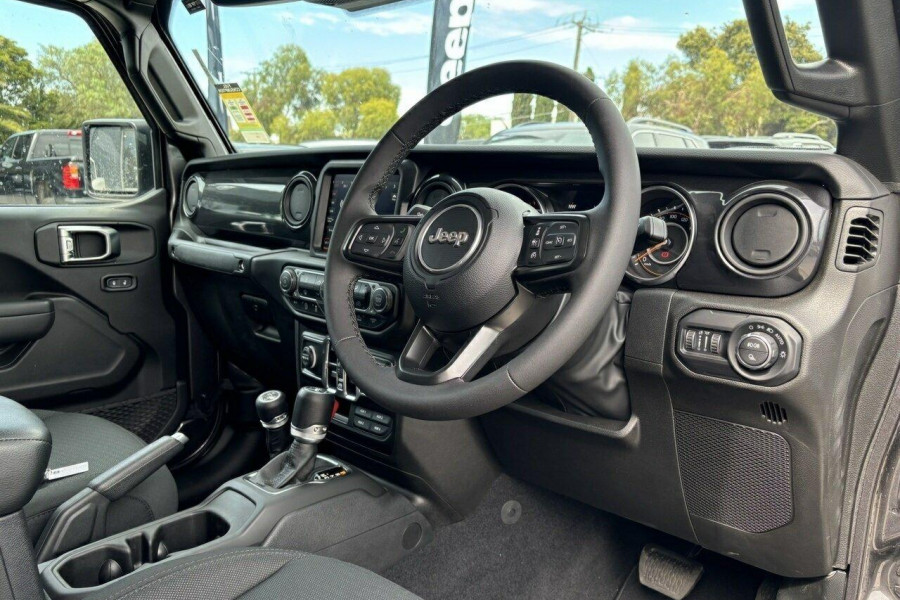 2023 Jeep Gladiator JT Night Eagle Pickup Image 16